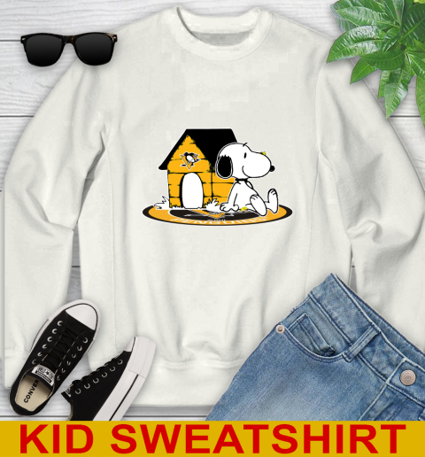 NHL Hockey Pittsburgh Penguins Snoopy The Peanuts Movie Shirt Youth Sweatshirt
