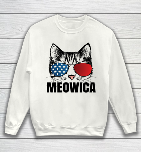 Independence Day Meowica Funny Cat American Flag  4th of July Sweatshirt