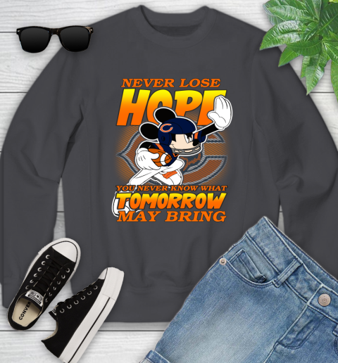 Chicago Bears NFL Football Mickey Disney Never Lose Hope Youth Sweatshirt 5