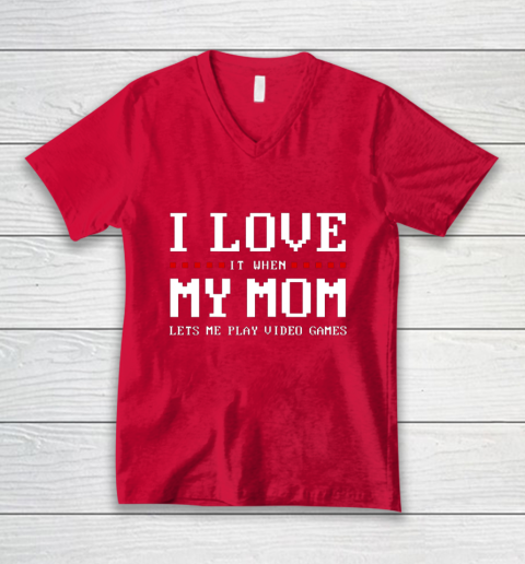 I Love My Mom T-Shirt Funny Teenager Gift Teen Boy Gamer I Love My Mom T-Shirt Funny Teenager Gift Teen Boy Gamer