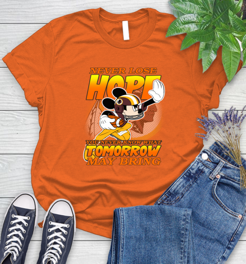 Washington Redskins NFL Football Mickey Disney Never Lose Hope Women's T-Shirt 3