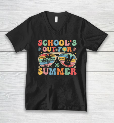 Last Day of School's Out For Summer Vacation Teachers Student V-Neck T-Shirt