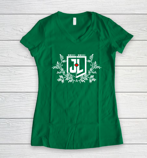 Justice League Associate Producer Women's V-Neck T-Shirt 3
