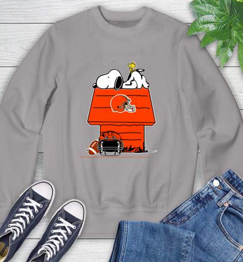 Cleveland Browns NFL Football Snoopy Woodstock The Peanuts Movie Sweatshirt 5
