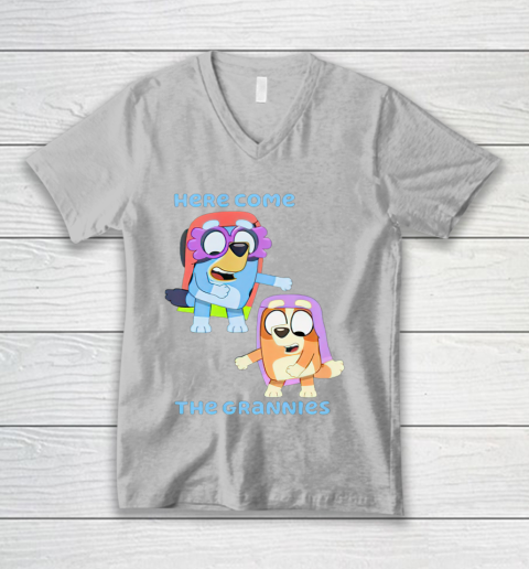 Blueys Shirt Here Come The Grannies V-Neck T-Shirt 3