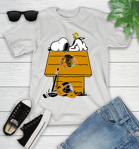 Chicago Blackhawks NHL Hockey Snoopy Woodstock The Peanuts Movie Youth T-Shirt