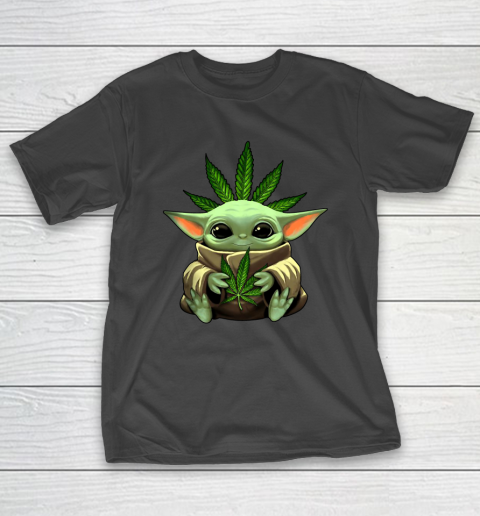 Baby Yoda Hug Marijuana Canabis T-Shirt