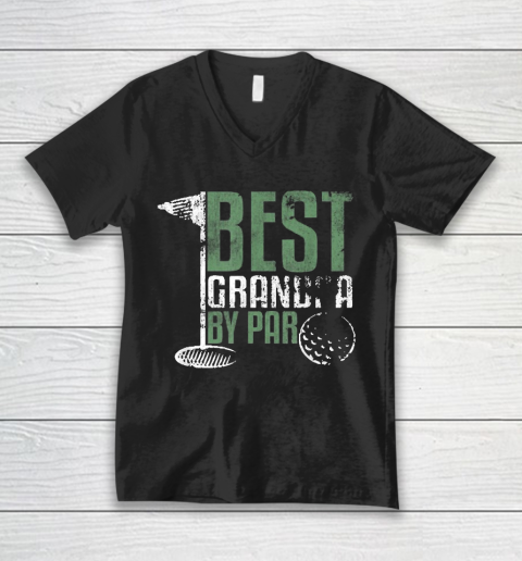 Grandpa Funny Gift Apparel  Best Grandpa By Par Father's Day Golf Grandad V-Neck T-Shirt
