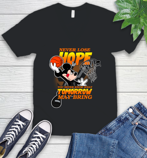 San Antonio Spurs NBA Basketball Mickey Disney Never Lose Hope V-Neck T-Shirt
