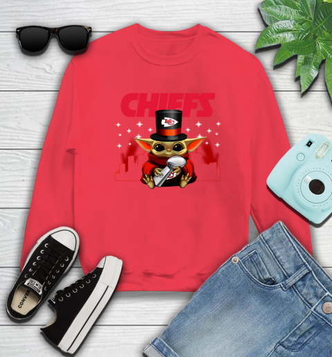 Super Bowl Baby Yoda Loves The Kansas City Chiefs Star Wars NFL Shirts 35