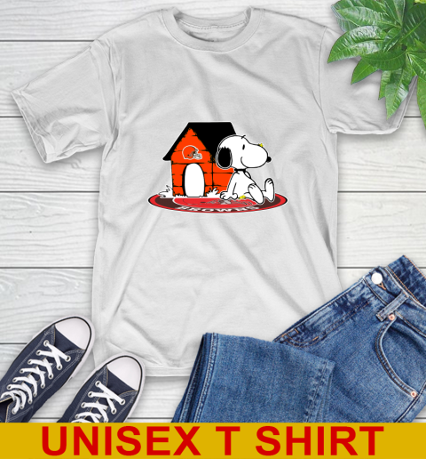 NFL Football Cleveland Browns Snoopy The Peanuts Movie Shirt T-Shirt