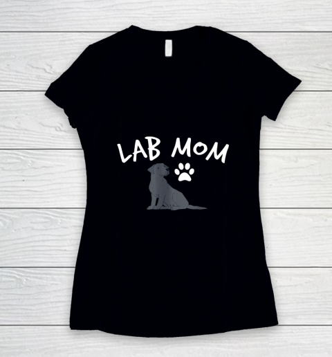 Dog Mom Shirt Labrador Retriever Lab Mom Dog Puppy Pet Lover Women's V-Neck T-Shirt