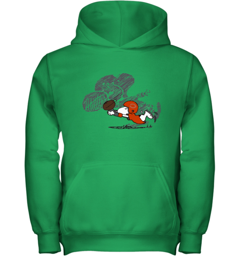mlvy chicago bears snoopy plays the football game youth hoodie 43 front irish green