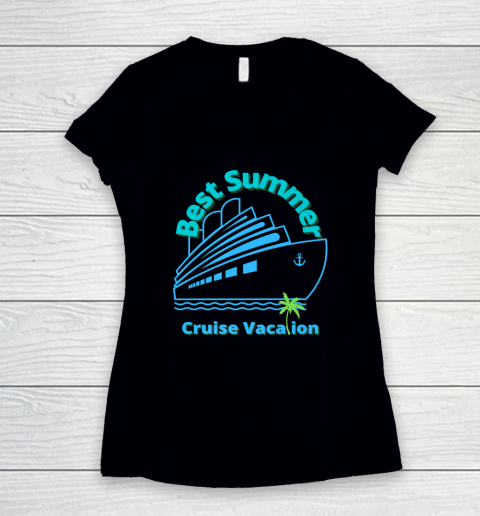 Best Summer Cruise Vacation Women's V-Neck T-Shirt