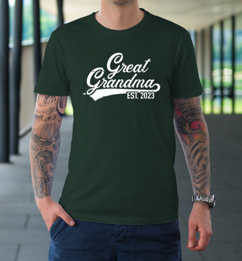 Great Grandma Est. 2023 Pregnancy Announcement T-Shirt 11
