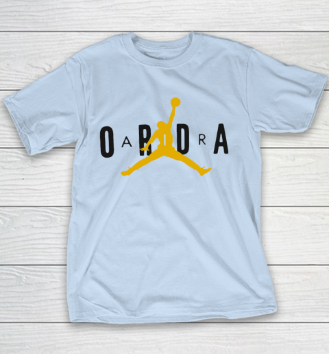 Baby blue and white jordan shirt discount