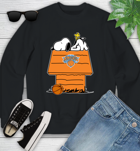 New York Knicks NBA Basketball Snoopy Woodstock The Peanuts Movie Youth Sweatshirt 2