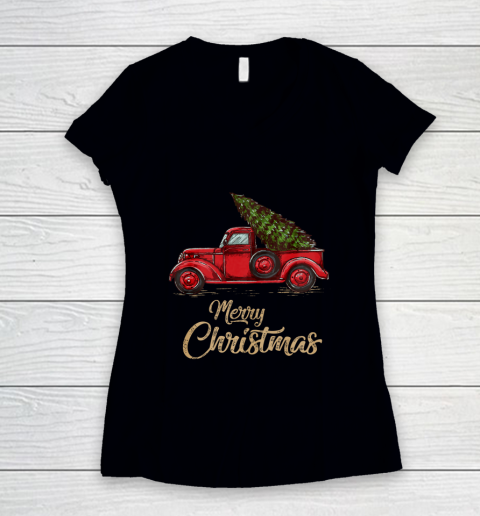 Funny Vintage Red Truck With Merry Christmas Tree Women's V-Neck T-Shirt