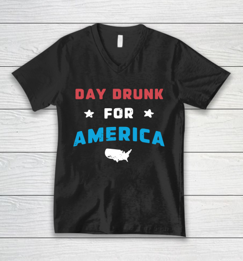 Beer Lover Funny Shirt DAY DRUNK FOR AMERICA V-Neck T-Shirt