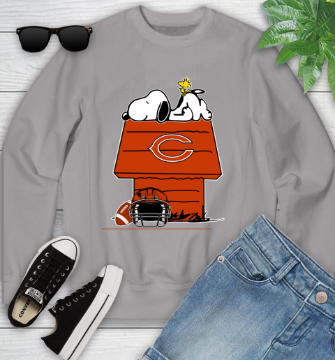 Chicago Bears NFL Football Snoopy Woodstock The Peanuts Movie Youth Sweatshirt 4