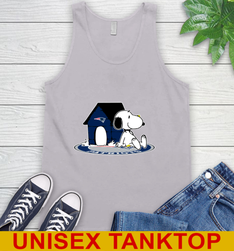 NFL Football New England Patriots Snoopy The Peanuts Movie Shirt Tank Top 4