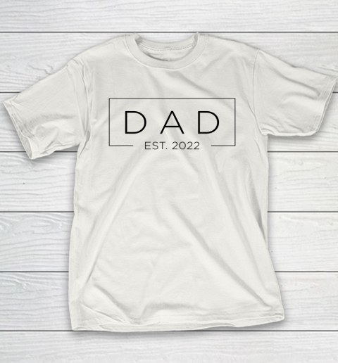 Mens Dad Est. 2022 Promoted to Father 2022 First Father's Youth T-Shirt