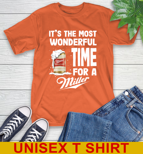 I't the most wonderful time for a Miller High Life beer lovers 4