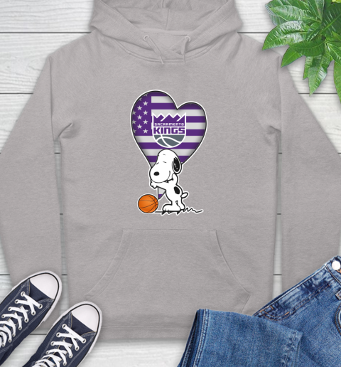 Sacramento Kings NBA Basketball The Peanuts Movie Adorable Snoopy Hoodie 12