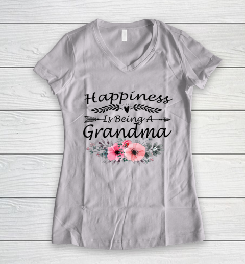 Happiness Is Being A Grandma Shirt Mother s Day Women's V-Neck T-Shirt