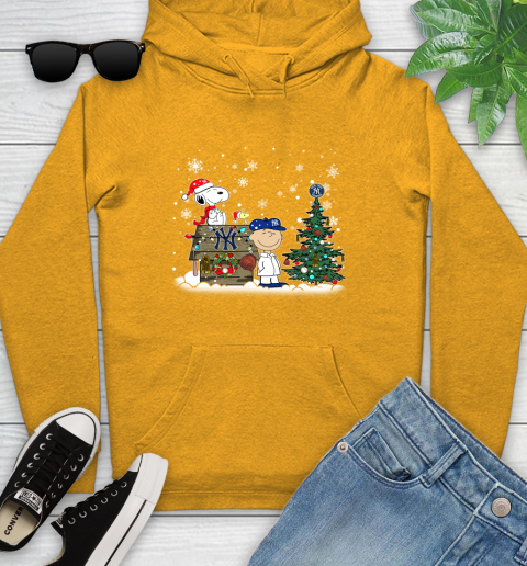 MLB New York Yankees Snoopy Charlie Brown Christmas Baseball Commissioner's Trophy Youth Hoodie 2