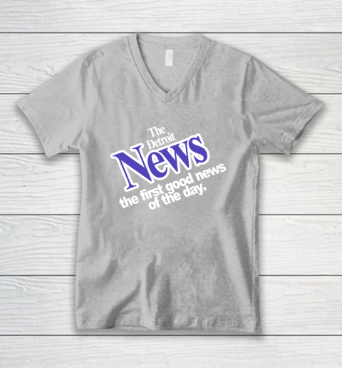 DETROIT NEWS THE FIRST GOOD NEWS OF THE DAY V-Neck T-Shirt 3