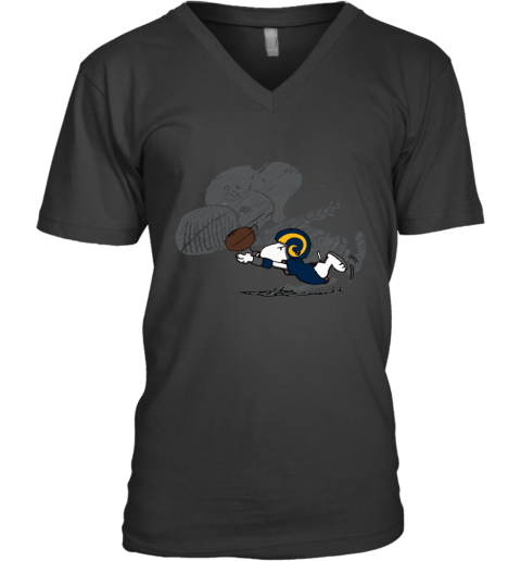 Los Angeles Rams Snoopy Plays The Football Game V-Neck T-Shirt