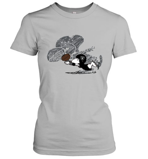 Oakland Raiders Snoopy Plays The Football Game Women's T-Shirt