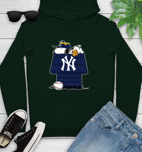 MLB New York Yankees Snoopy Woodstock The Peanuts Movie Baseball T Shirt Youth Hoodie 13