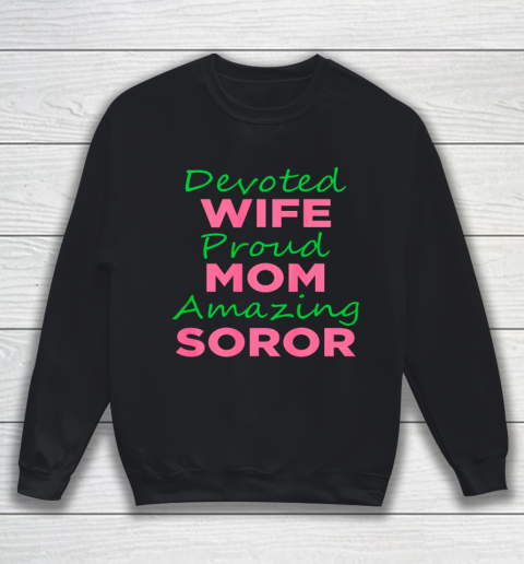 Proud Aka Amazing Mom T-Shirt Proud Aka Amazing Mom T-Shirt