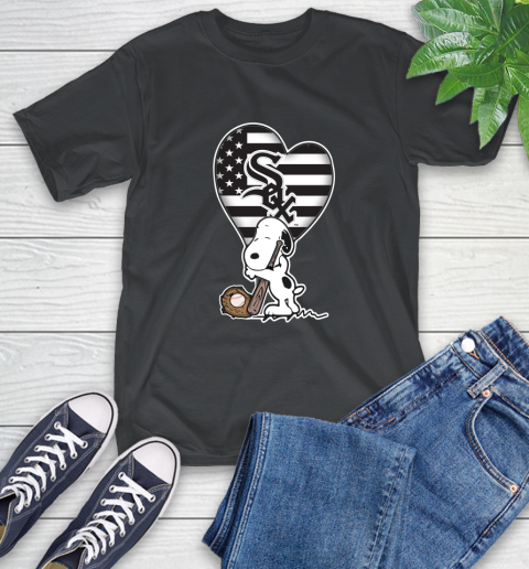 Chicago White Sox MLB Baseball The Peanuts Movie Adorable Snoopy T-Shirt 2