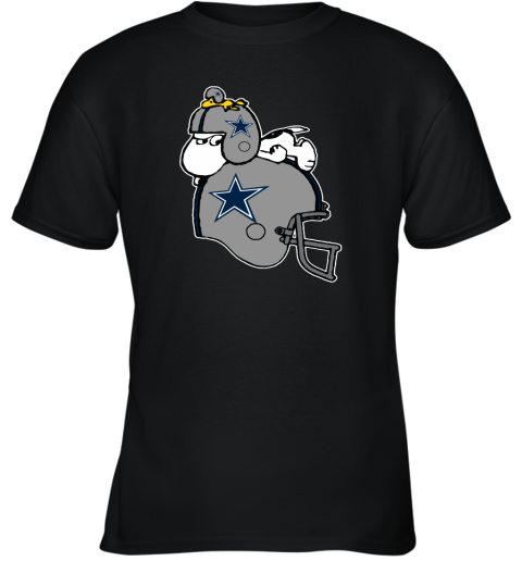 Snoopy And Woodstock Resting On Dallas Cowboys Helmet Youth T-Shirt