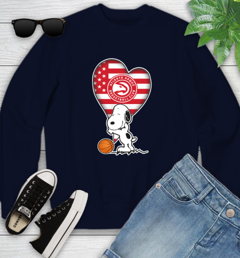 Atlanta Hawks NBA Basketball The Peanuts Movie Adorable Snoopy Youth Sweatshirt 3