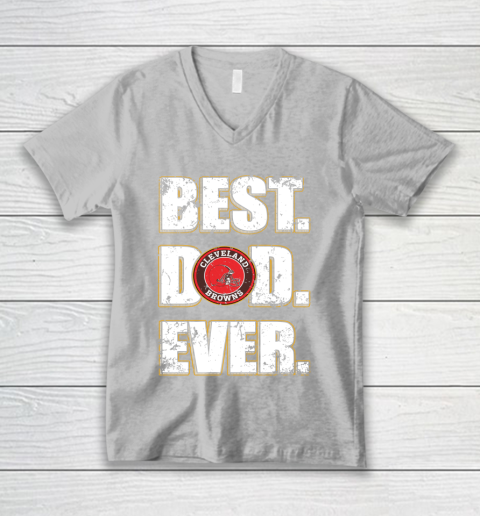 NFL Cleveland Browns Football Best Dad Ever Family Shirt V-Neck T-Shirt 3