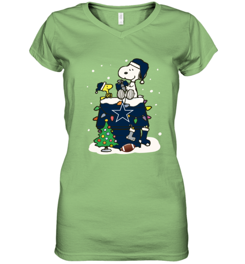 A Happy Christmas With Dallas Cowboys Snoopy Women's V-Neck T-Shirt