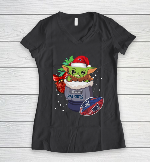 New England Patriots Christmas Baby Yoda Star Wars Funny Happy NFL Women's V-Neck T-Shirt 8