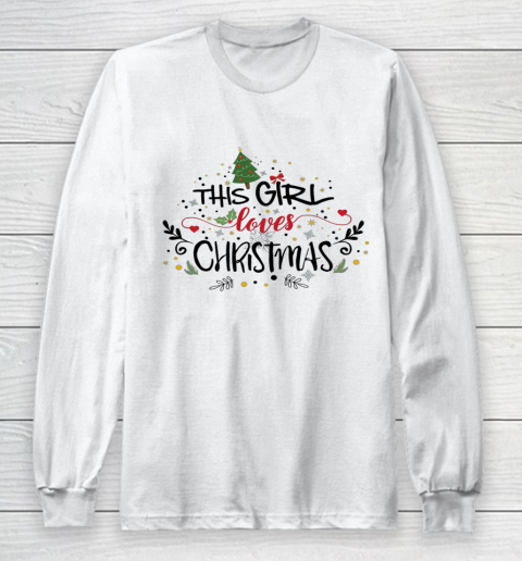 This girl loves Christmas Mug Long Sleeve T-Shirt