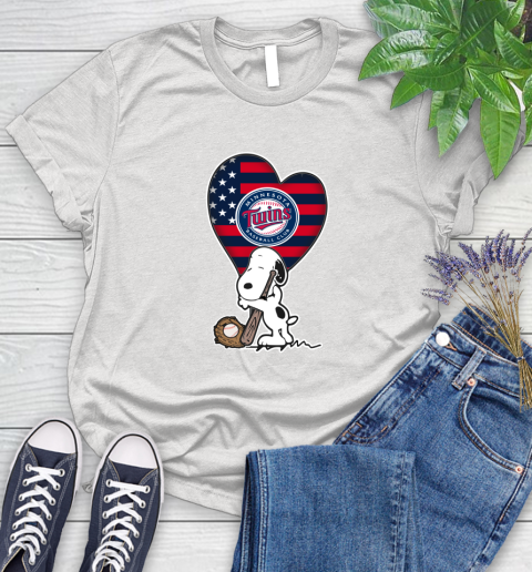 Minnesota Twins MLB Baseball The Peanuts Movie Adorable Snoopy Women's T-Shirt