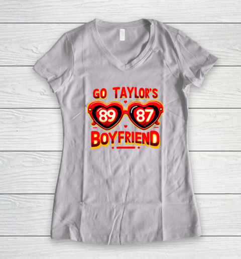 Super Bowl Go Taylor's Boyfriend Women's V-Neck T-Shirt