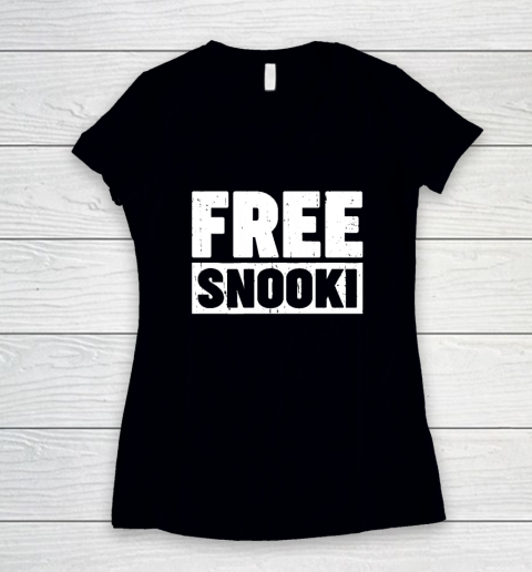 Free Snooki Women's V-Neck T-Shirt