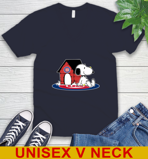 MLB Baseball Chicago Cubs Snoopy The Peanuts Movie Shirt V-Neck T-Shirt 3