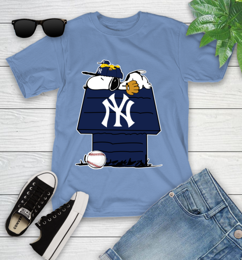 MLB New York Yankees Snoopy Woodstock The Peanuts Movie Baseball T Shirt Youth T-Shirt 23