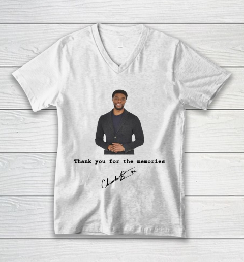 RIP Chadwick Boseman Signature Thank You For The Memories Black Panther V-Neck T-Shirt