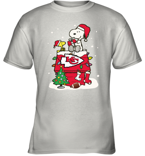 A Happy Christmas With Kansas City Chiefs Snoopy Youth T-Shirt