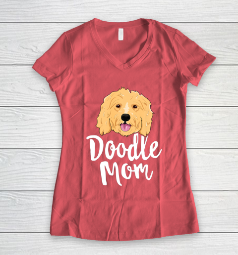 Dog Mom Shirt Doodle Mom T Shirt Women Goldendoodle Dog Puppy Mother Women's V-Neck T-Shirt 4
